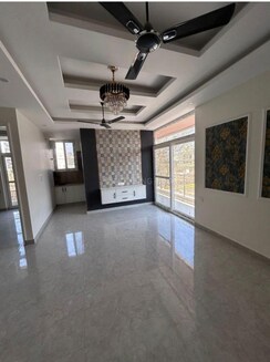2 BHK Builder Floor For Rent in Aman Vihar