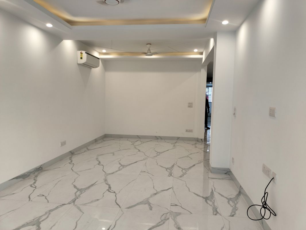 4 BHK + Pooja Room,Servant Room,Study Room,Extra Room Apartment For Sale in Saket