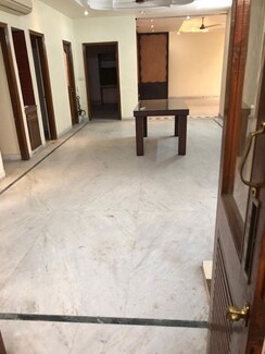 2 BHK + Study Room Apartment For Rent in Sector 40
