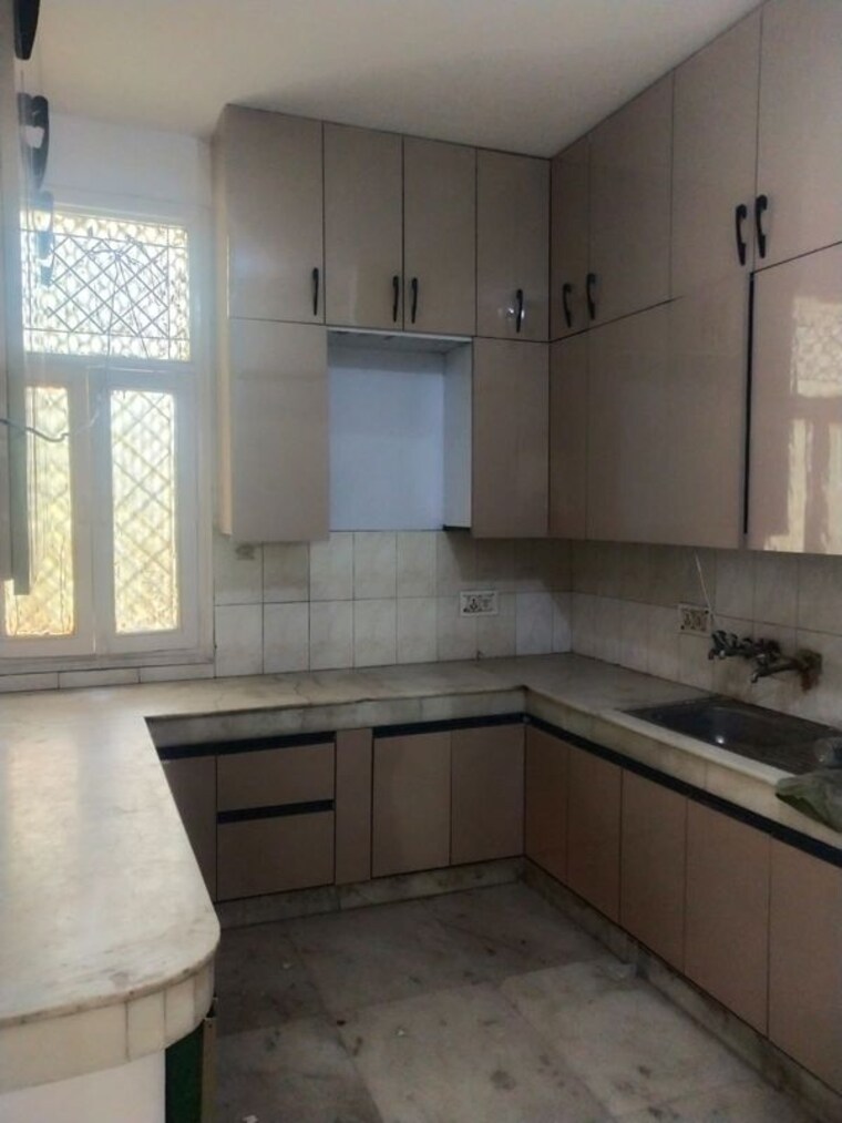 Kitchen, sector 55 2.5 Bedroom 1110 Sq.Ft. Villa In Sector 55 Noida 10410288