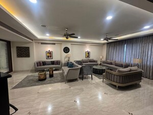 5 BHK Apartment For Rent in Ambience Caitriona, Sector 24