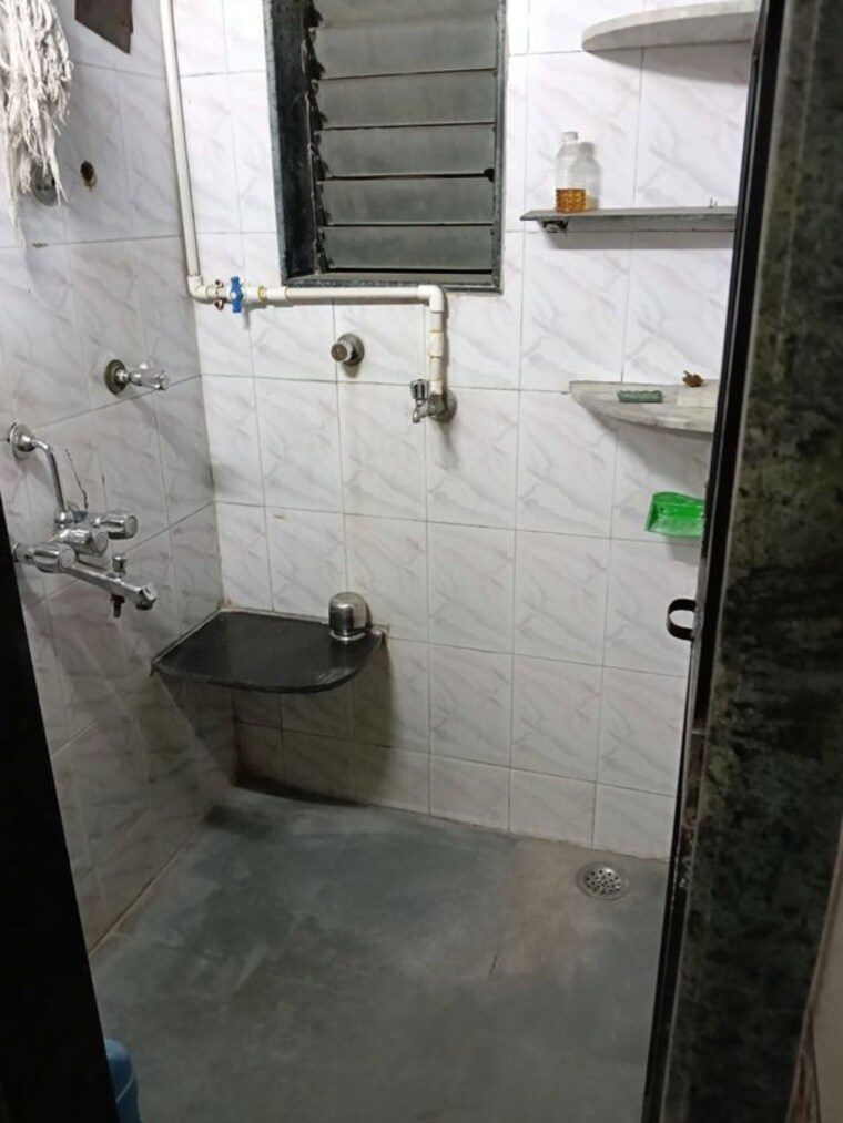 Bathroom, om-shiv-samarth-chs-dombivli-west 1 RK 370 Sq.Ft. Apartment In Dombivli West Thane 10410303