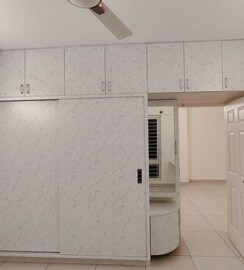 2 BHK Apartment For Rent in SJR Blue Waters