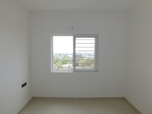 Room in 3 BHK Apartment at Urbanrise On Cloud 33, Bachupally – for Rent