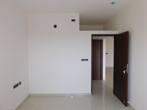 Room in 3 BHK Apartment at Urbanrise On Cloud 33, Bachupally – for Rent