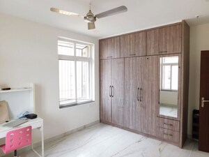 Room in 3 BHK Apartment at Aditya Empress Heights, Shaikpet – for Rent