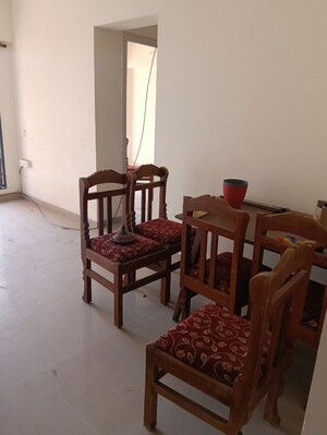 Living Room in 1.5 BHK Apartment at Vastu Shanti, Andheri East – for Rent
