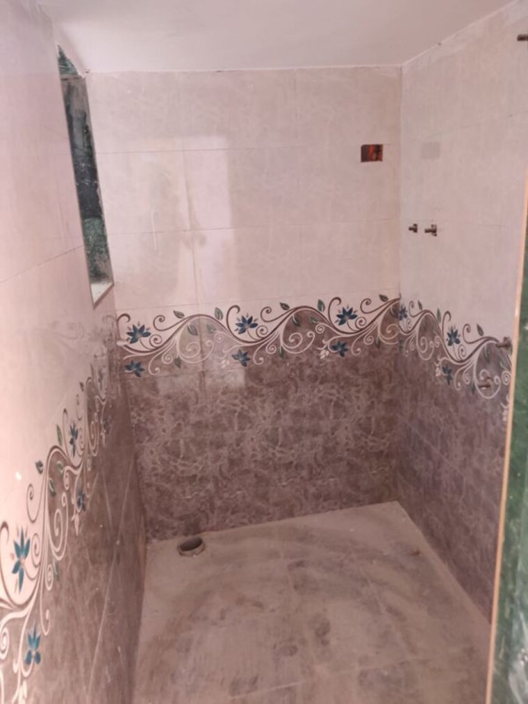 Bathroom, kalher 1 Bedroom 522 Sq.Ft. Apartment In Kalher Thane 10410343