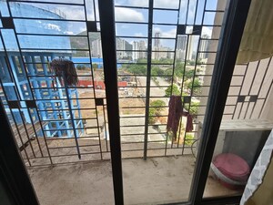 Balcony in 1.5 BHK Apartment at Green Square, Kasarvadavali – for Rent
