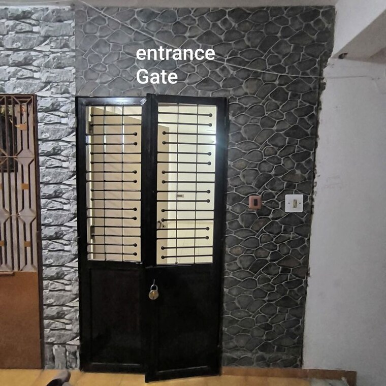 Exterior View, satellite 2 Bedroom 350 Sq.Ft. Apartment In Satellite Ahmedabad 10410352