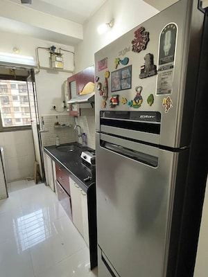 Team Area in 1 BHK Apartment at Haware Dahlia, Kasarvadavali – for Rent