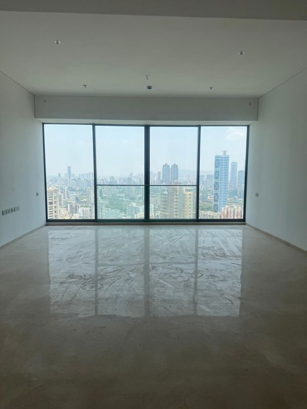 4 BHK + Servant Room,Study Room Apartment For Rent in Rustomjee Crown