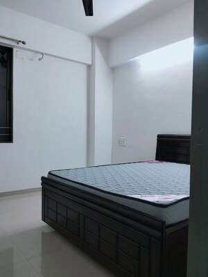 Bedroom in 2 BHK Apartment at Vejalpur – for Rent