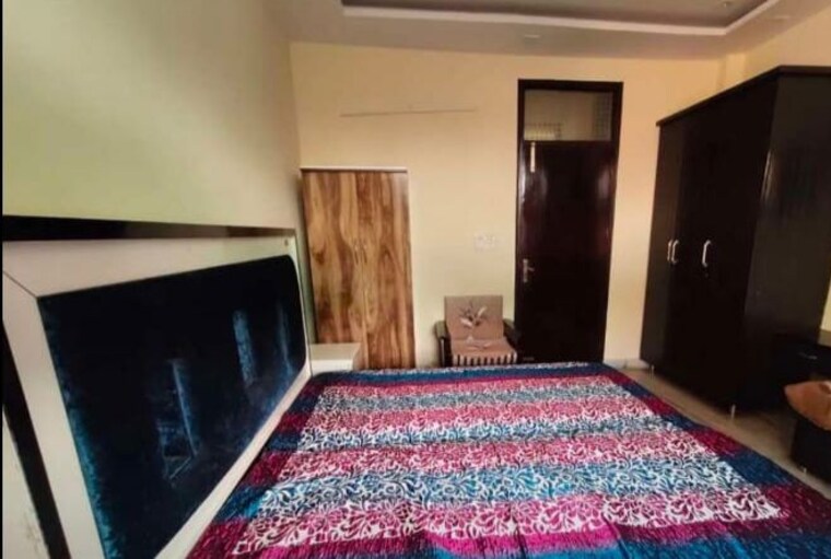 Bedroom, rohini sector 25 2 Bedroom 900 Sq.Ft. Builder Floor In Rohini Sector 25 Delhi 10410257