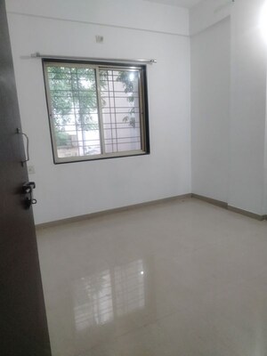 Room in 2 BHK Apartment at Silver Leaf Apartment Pimple Nilakh, Pimple Nilakh – for Sale