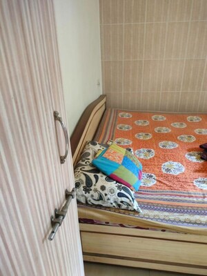 Bedroom in 2 BHK Apartment at Yash Apartment KoparKhairane, Kopar Khairane – for Rent