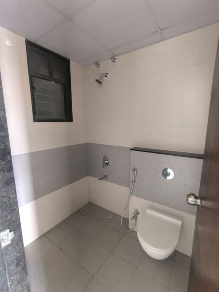 Bathroom, mantra-meraki 2 Bedroom 800 Sq.Ft. Apartment In Akurdi Pune 10410440