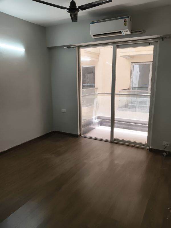 3 BHK +  1250 Sq.Ft. Apartment in Signature Global City