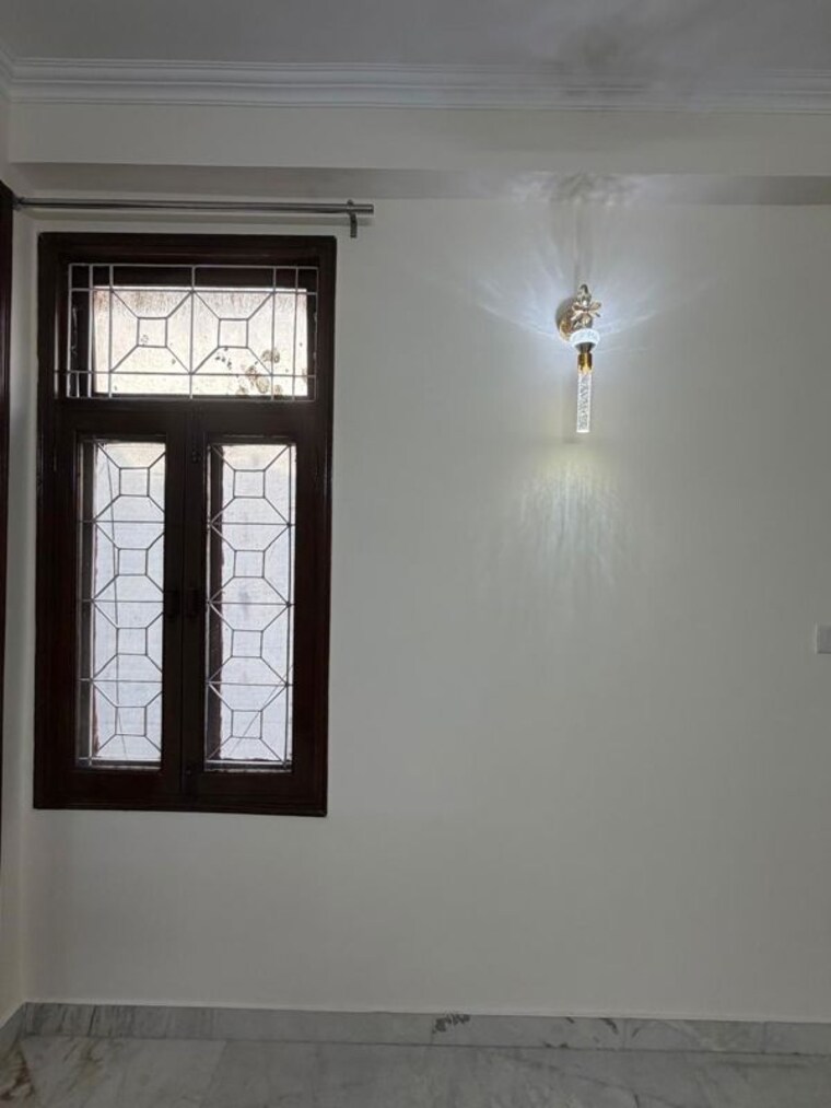 Room, malviya nagar 3 Bedroom 1250 Sq.Ft. Apartment In Malviya Nagar Delhi 10410463