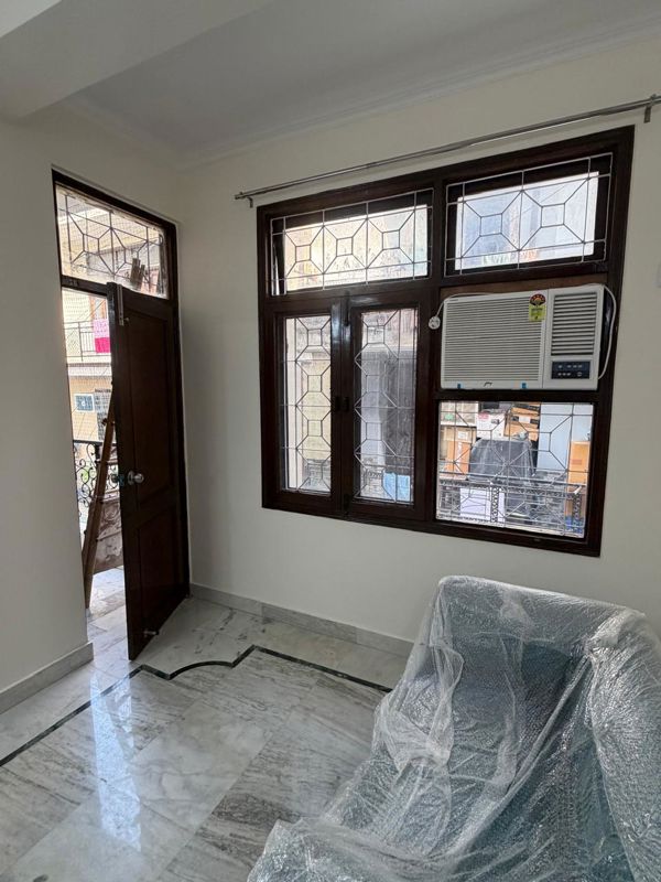 3 BHK + Pooja Room,Servant Room,Study Room,Extra Room Apartment For Rent in Malviya Nagar