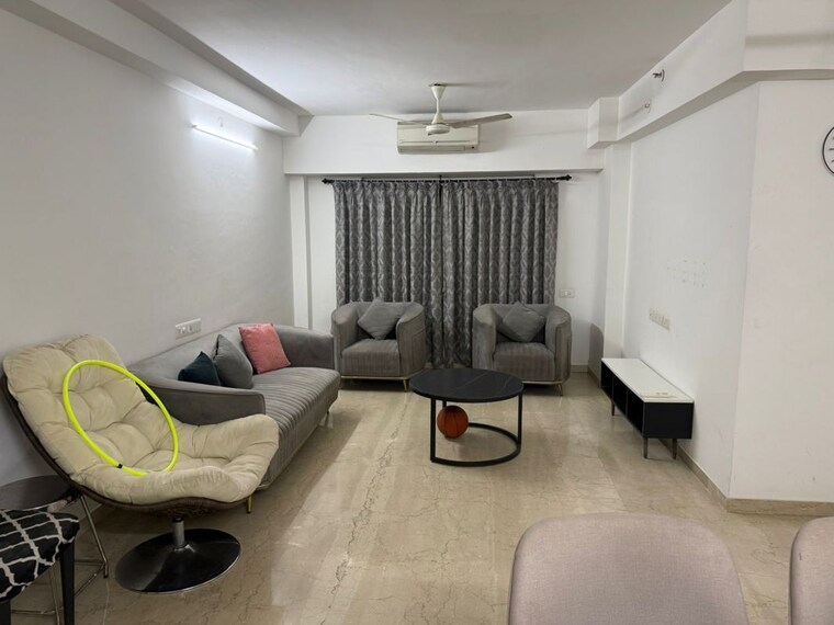 Team Area, kalpataru-magnus 2 Bedroom 756 Sq.Ft. Apartment In Bandra East Mumbai 10410490