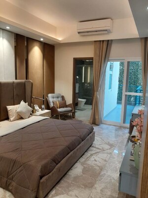 Bedroom in 3 BHK Builder Floor at Sector 45 – for Rent