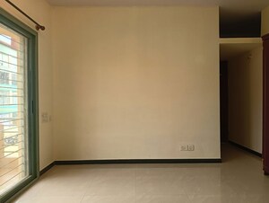 Room in 2 BHK Apartment at Pristine Sindhu, Kanakapura Road – for Sale