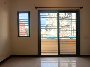 Room in 2 BHK Apartment at Pristine Sindhu, Kanakapura Road – for Sale