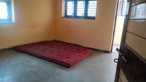 Room in 1.5 BHK Apartment at Satellite – for Rent