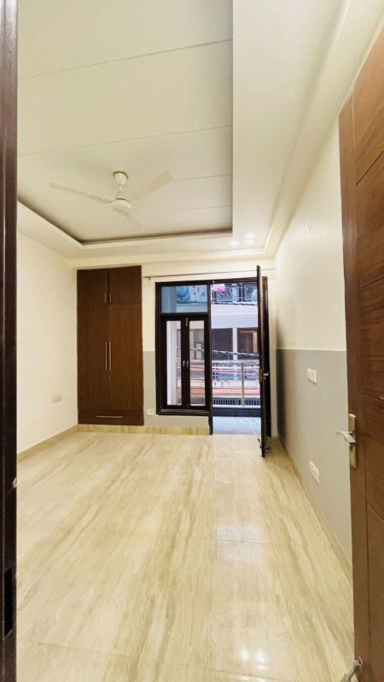 Room, palm-residency-chhatarpur 3 Bedroom 1350 Sq.Ft. Apartment In Chattarpur Delhi 10410520