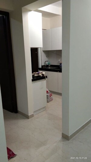 Room in 1 BHK Apartment at Ruparel Elara, Kandivali West – for Rent