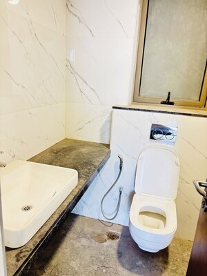 Team Area in 2 BHK Apartment at Prestige Siesta, Mulund West – for Rent