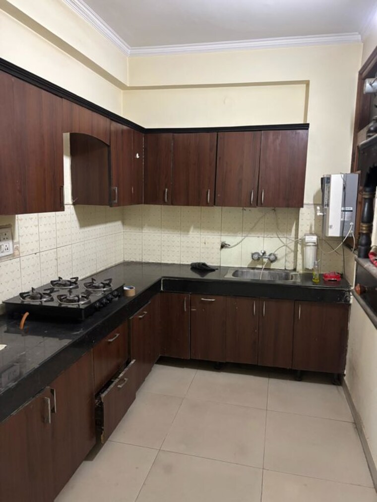 Kitchen, jaipuria-sunrise-green 2 Bedroom 1250 Sq.Ft. Apartment In Lohgarh Zirakpur 10410549