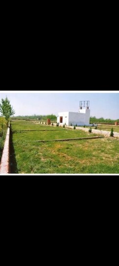 Plot For Sale in Sector 53