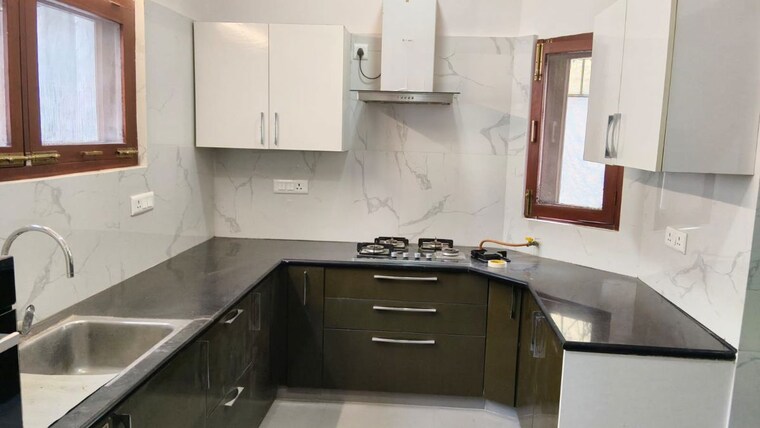 Kitchen, vasant vihar 5 Bedroom 9000 Sq.Ft. Villa In Vasant Vihar Delhi 10410560
