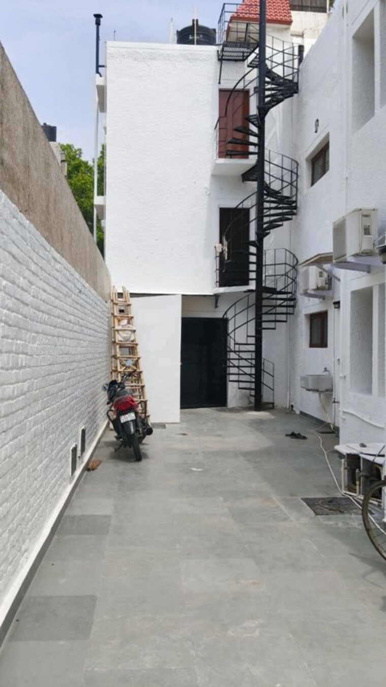 Exterior View, vasant vihar 5 Bedroom 9000 Sq.Ft. Villa In Vasant Vihar Delhi 10410560
