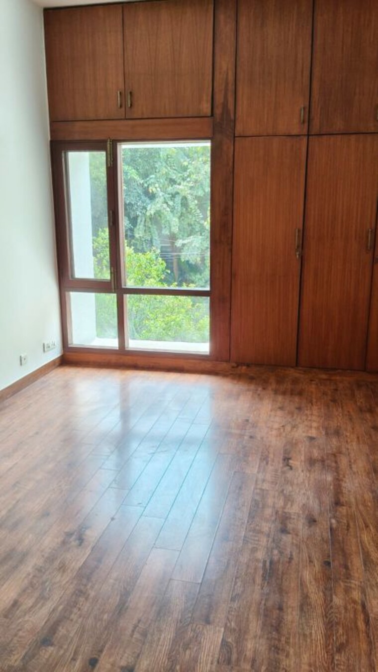 Room, vasant vihar 5 Bedroom 9000 Sq.Ft. Villa In Vasant Vihar Delhi 10410560