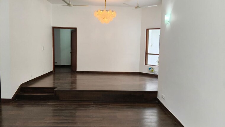 Room, vasant vihar 5 Bedroom 9000 Sq.Ft. Villa In Vasant Vihar Delhi 10410560