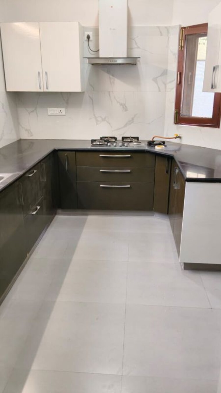 Kitchen, vasant vihar 5 Bedroom 9000 Sq.Ft. Villa In Vasant Vihar Delhi 10410560