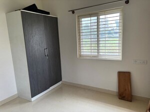 Room in 3 BHK Apartment at Mantri Elegance, Bannerghatta Road – for Rent