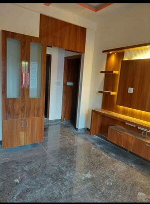 Room in 3 BHK Apartment at Mantri Elegance, Bannerghatta Road – for Rent