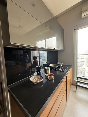 Kitchen in 4 BHK Apartment at Prabhadevi CHS, Prabhadevi – for Rent