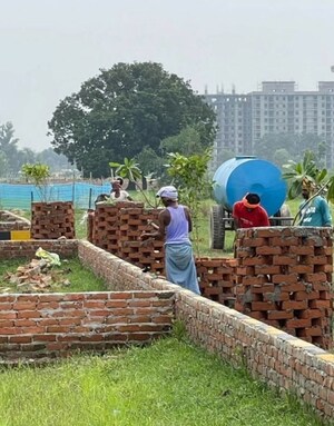  Plot For Sale in Maulviganj