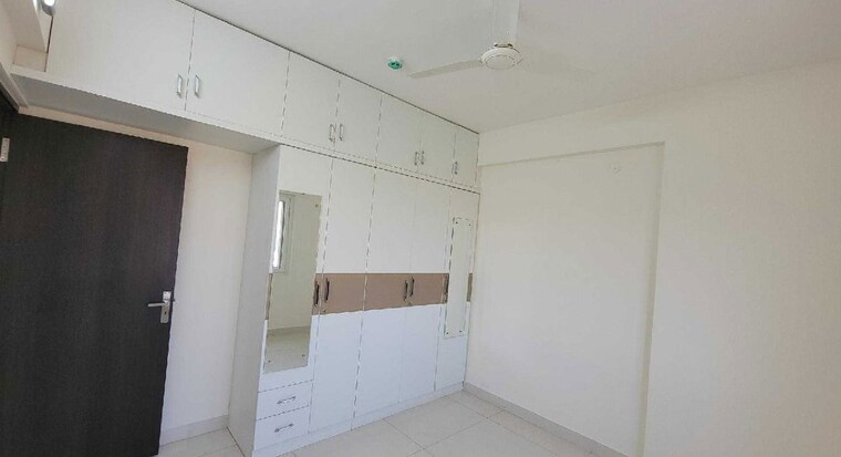 Kitchen, sai-purvi-symphony 3 Bedroom 1650 Sq.Ft. Apartment In Gunjur Bangalore 10410583