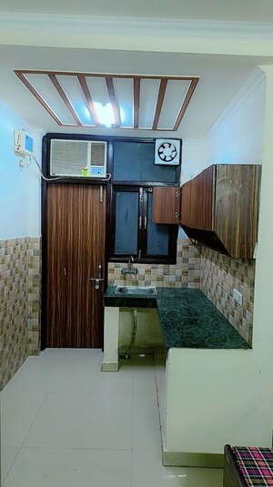 Kitchen in 1 RK Builder Floor at DLF Independent Floors, Dlf City Phase 3 – for Rent