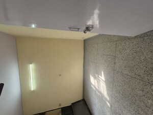 Bathroom in 2.5 BHK Apartment at Mayur Vihar – for Rent