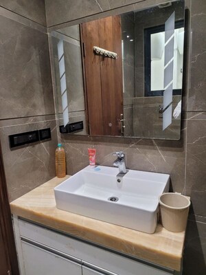 Bathroom in 1 BHK Builder Floor at Sector 43 – for Rent