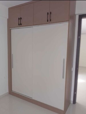 Room in 3 BHK Apartment at Saritha Serene, Gunjur – for Rent