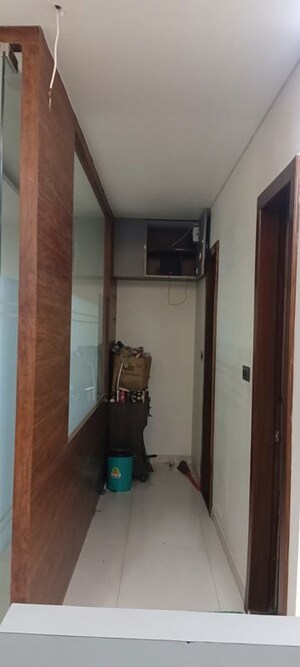   Office Space at Vibhuti Khand – for Rent