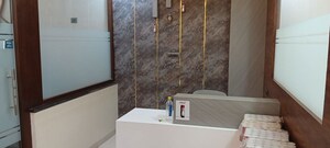   Office Space at Vibhuti Khand – for Rent